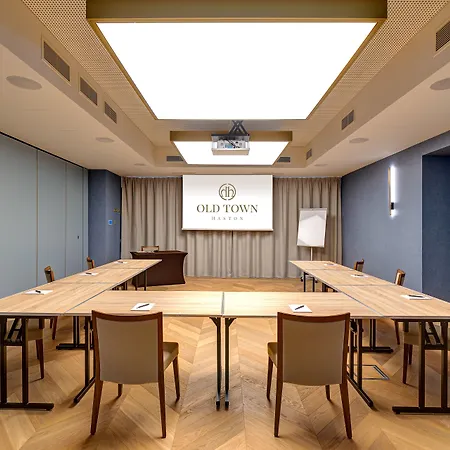 Hotel apartamentowy Old Town Haston