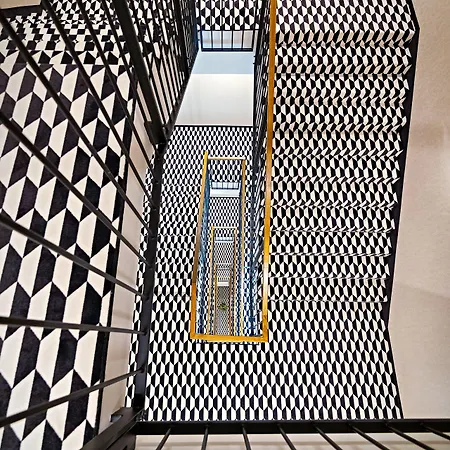 Apartmanhotel Old Town Haston 4*