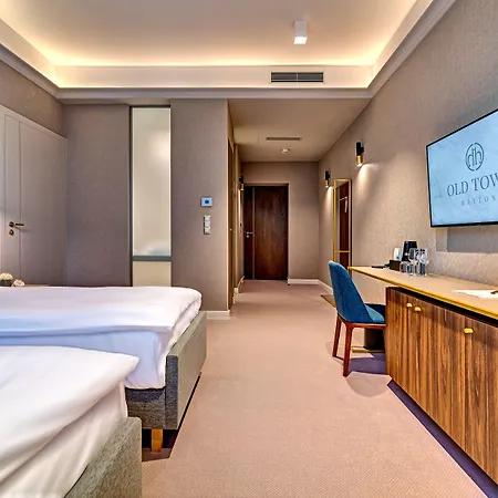 Old Town Haston 4*