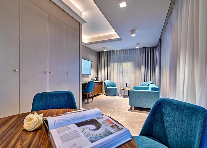 Apart-hotel Old Town Haston 4*