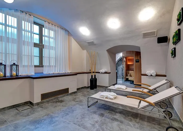 Apart-hotel Old Town Haston 4*